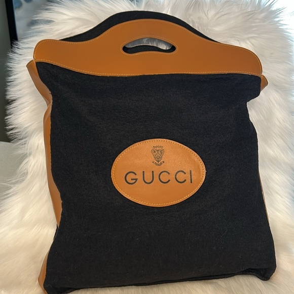 Authentic GUCCI Tote ✨Host Pick✨Vintage New Old Stock - Picture 1 of 12